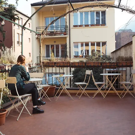 Ostello Bello Lake Como אכסניה קומו