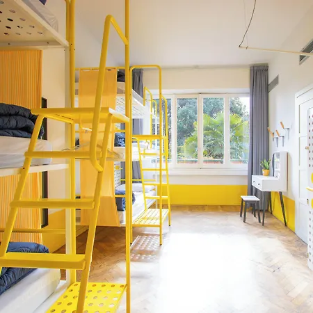 Albergue Ostello Bello Lake Como Como
